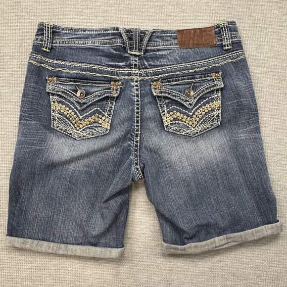 Trademark H Short N Sweet Denim Distressed Bermuda Shorts Size 16 Thick Stitch - Picture 2 of 15